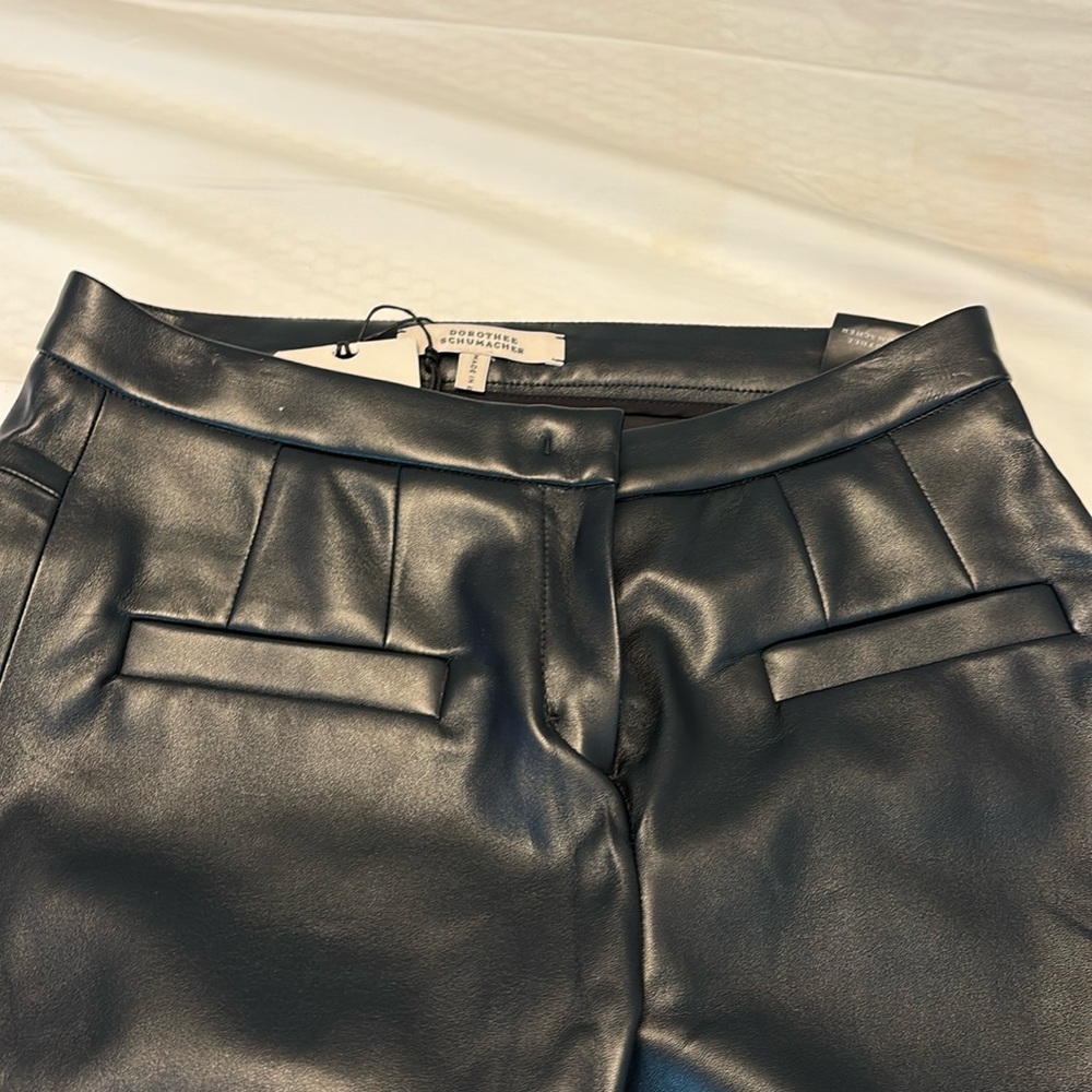 Dorother Schumacher Black Sleek Comfort Pants Size 0 - Brand New